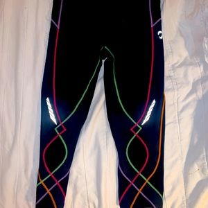 NWOT CW-X compression cropped tights size L